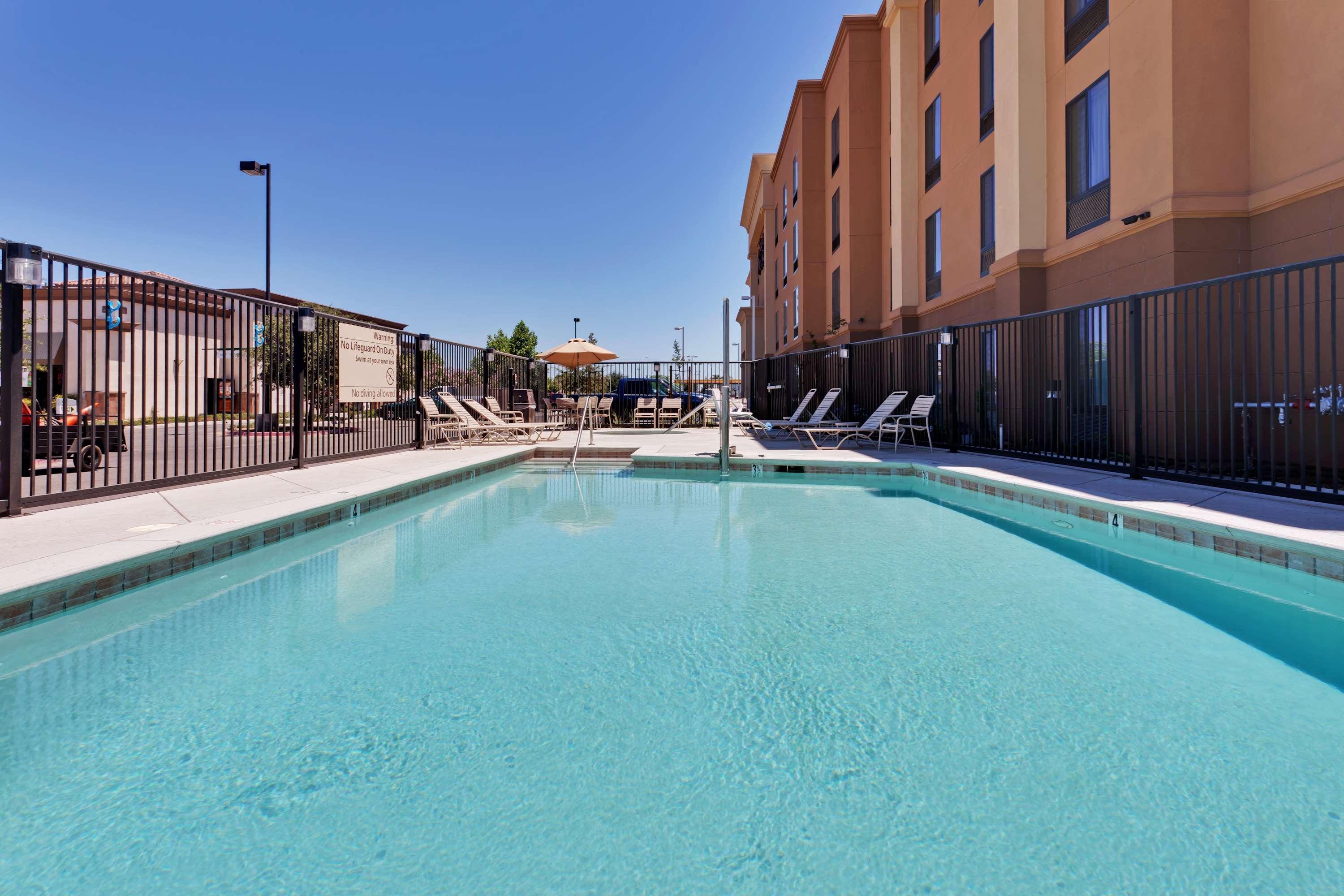 Hampton Inn & Suites Fresno - Northwest Herndon Facilidades foto